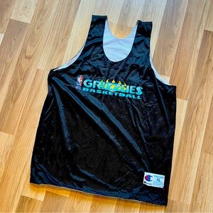 XL Champion Vancouver Grizzlies Basketball jersey.